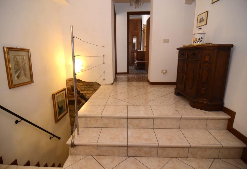 Classic Venice House Room photo